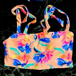 Bikini top, excellent condition, Sz XL